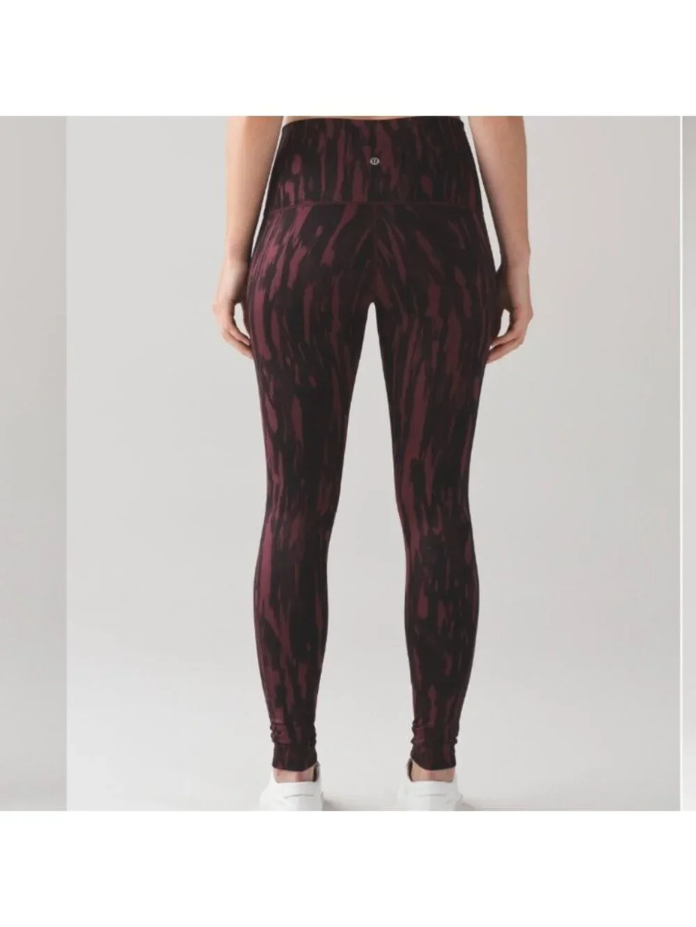 Lululemon Wunder Under Pant (Full-On Luon)Painted Animal Bordeaux Drama